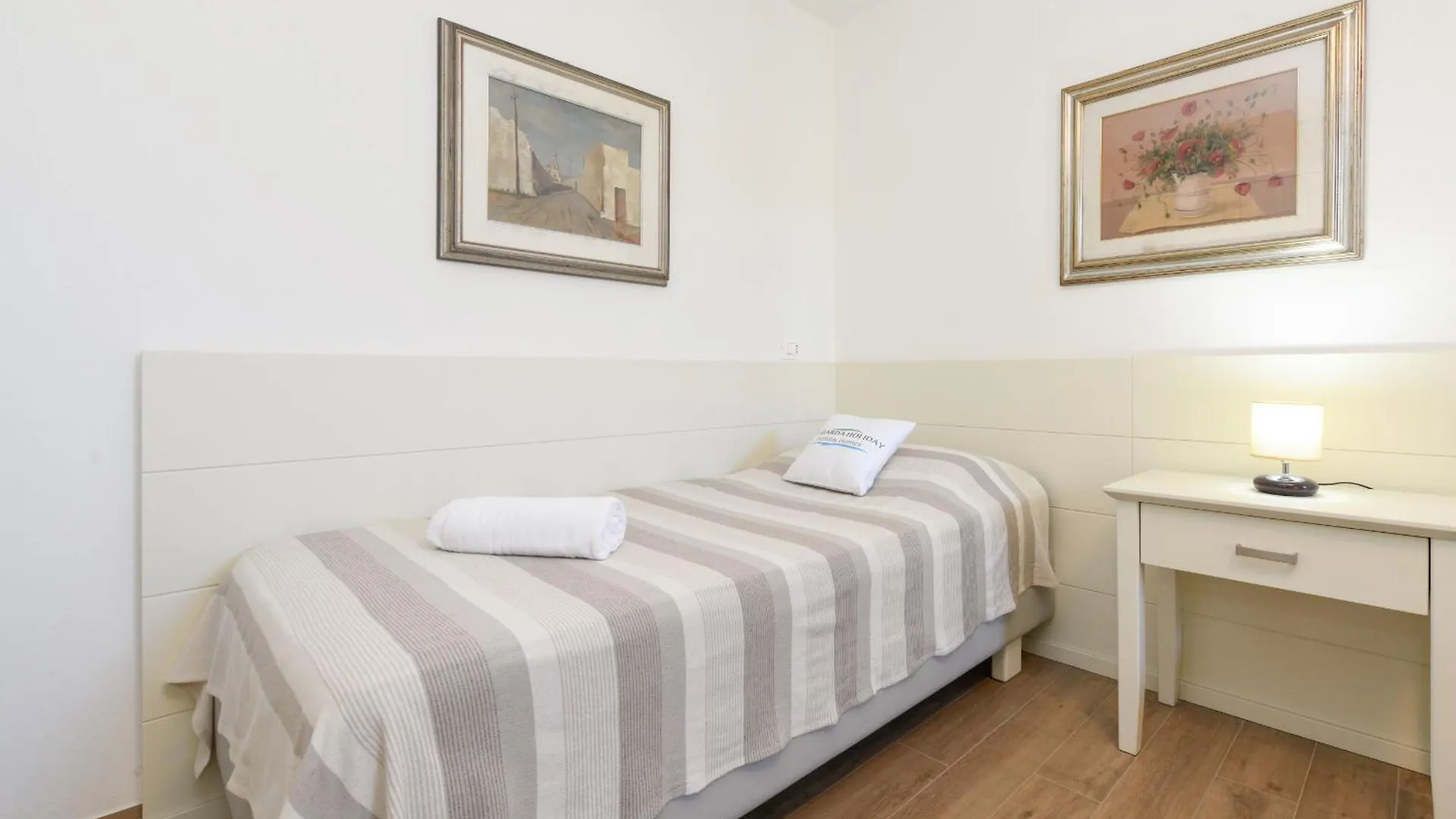 Mgh Alla Lanterna Apartments Costermano