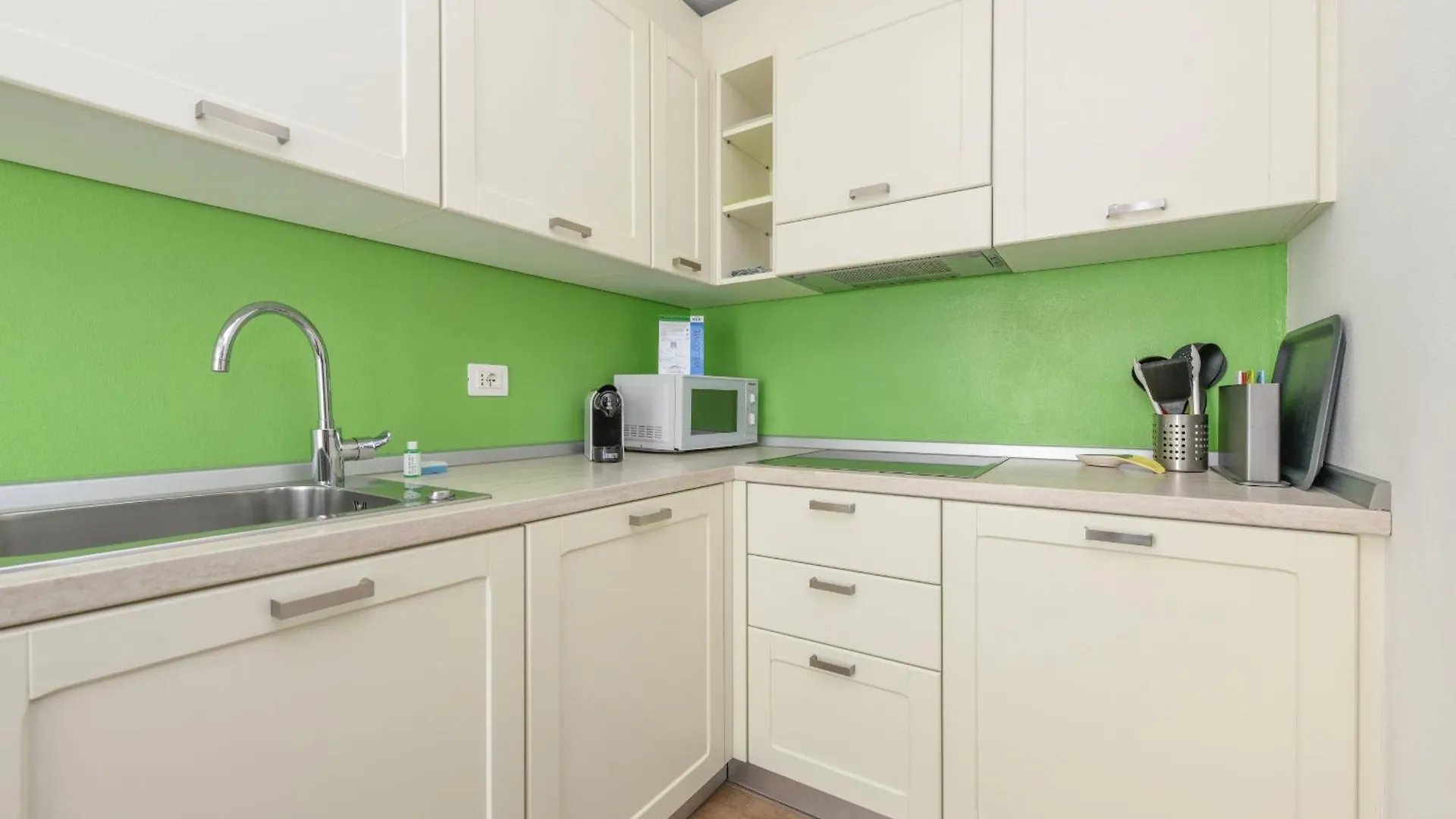 Mgh Alla Lanterna Apartments Costermano Italy